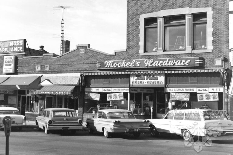 Mochels Hardware :: 5122 Main street