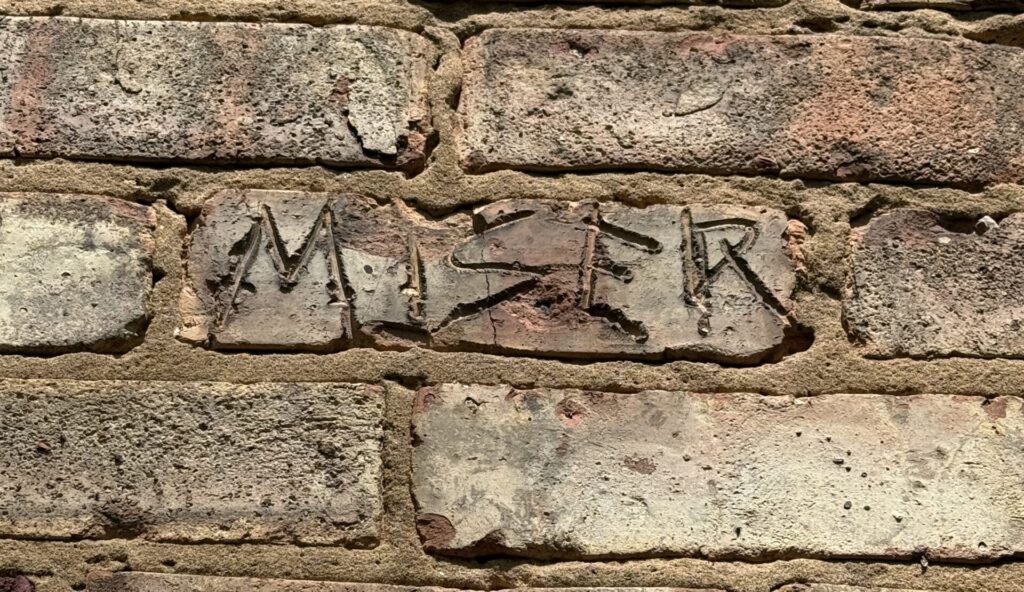 "Miser" brick